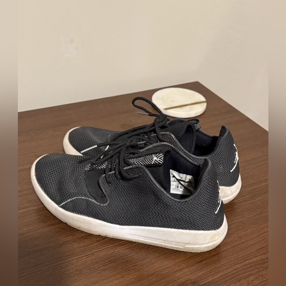 Jordan Eclipse Training/Running Sneakers - Picture 5 of 12
